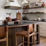 henrik stool in oak - Image 6