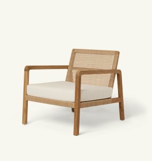 lounge by pure salt
